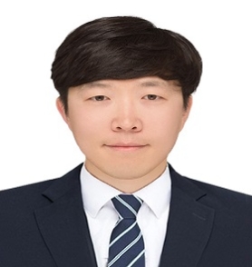 김태균 사진